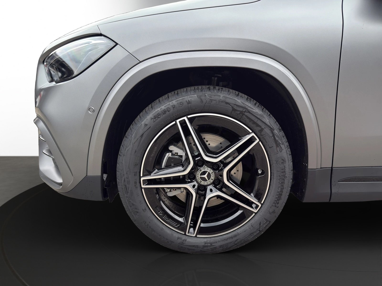 MERCEDES-BENZ GLA 200 Night Star 7G-DCT, Mild-Hybrid Benzin/Elektro, Neuwagen, Automat - 7