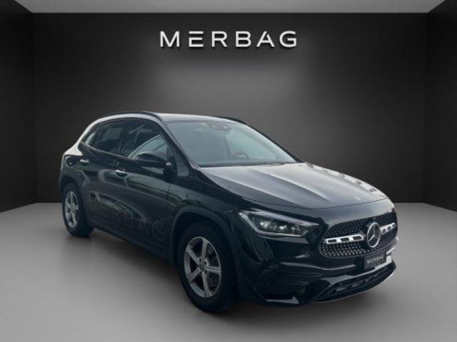MERCEDES-BENZ GLA 200 AMG Line, Benzin, Occasion / Gebraucht, Automat