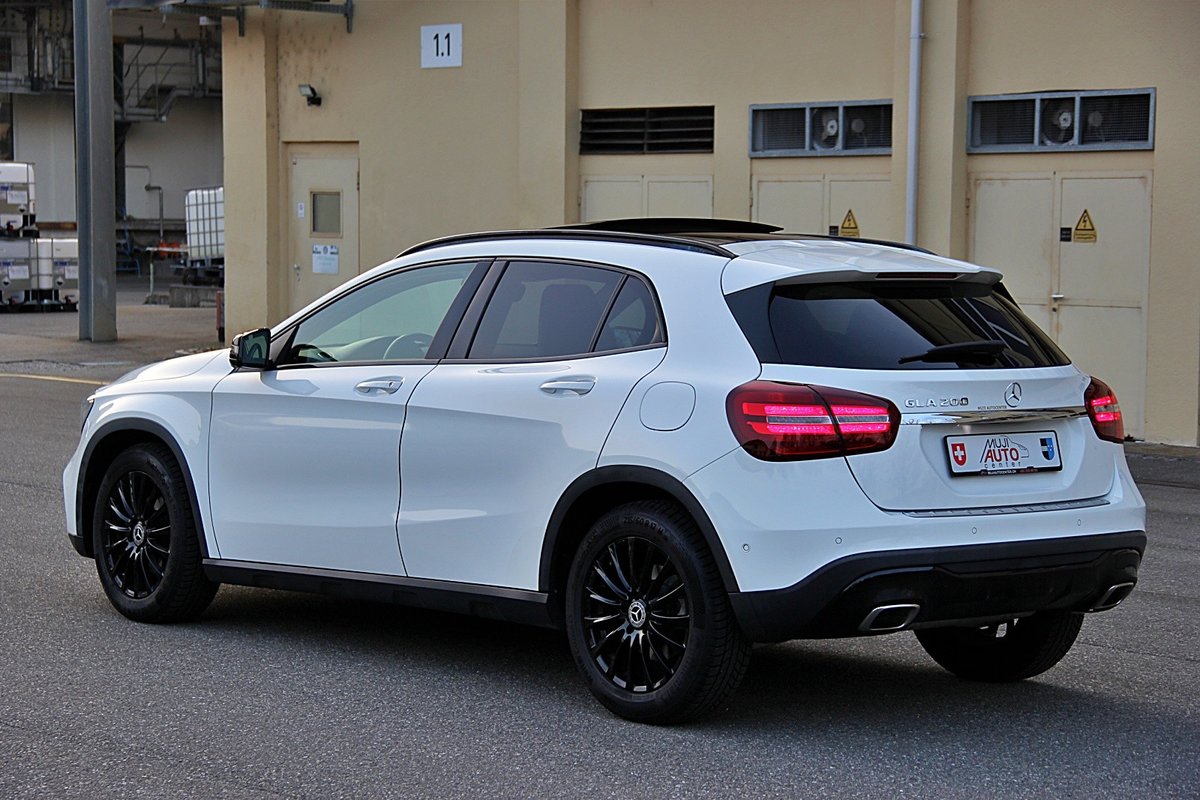MERCEDES-BENZ GLA 200 Urban 7G-DCT, Essence, Occasion / Utilisé, Automatique - 3