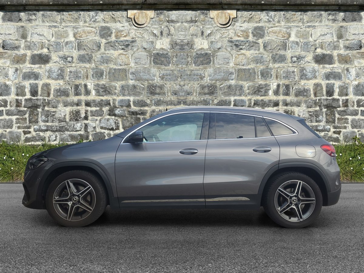 MERCEDES-BENZ GLA 200 AMG Line 7G-DCT, Benzin, Occasion / Gebraucht, Automat - 3