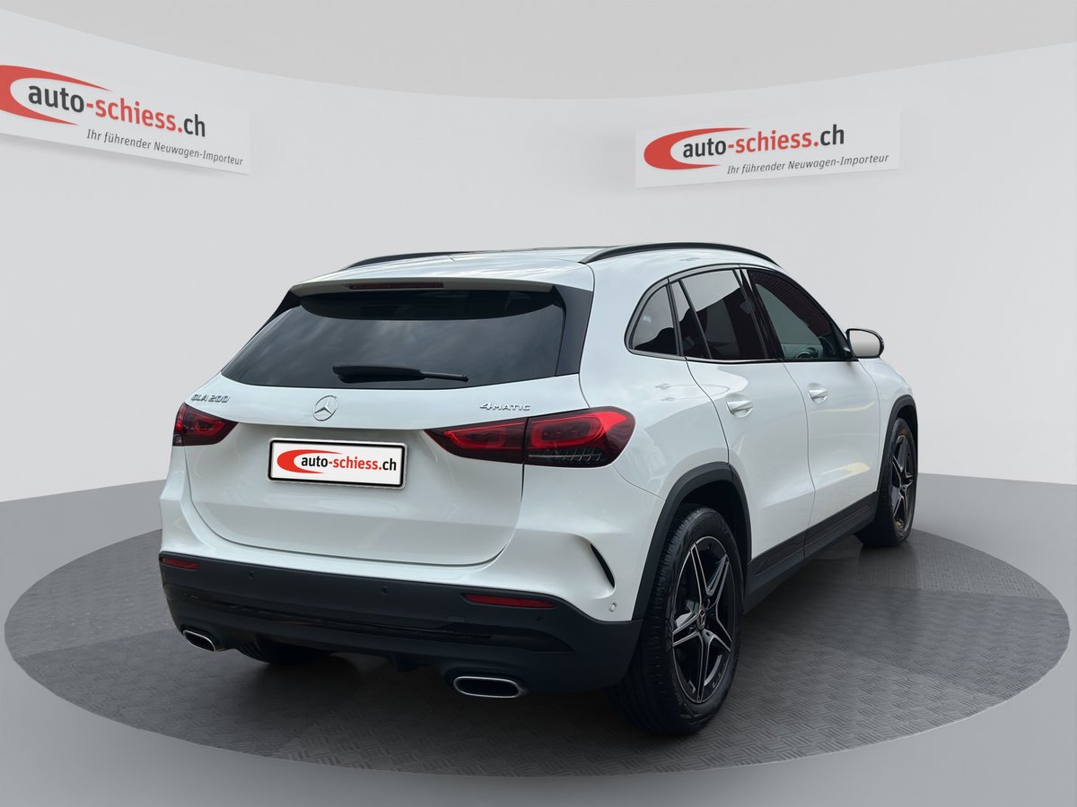 MERCEDES-BENZ GLA 200 4Matic AMG Line 8G-DCT Night, Benzina, Occasioni / Usate, Automatico - 6