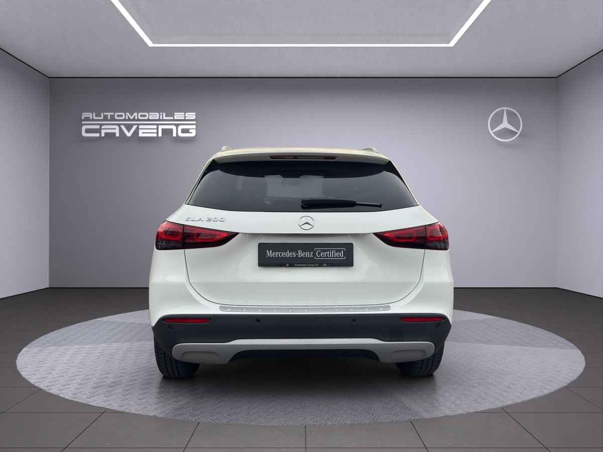 MERCEDES-BENZ GLA 200 Style 7G-DCT, Petrol, Second hand / Used, Automatic - 4