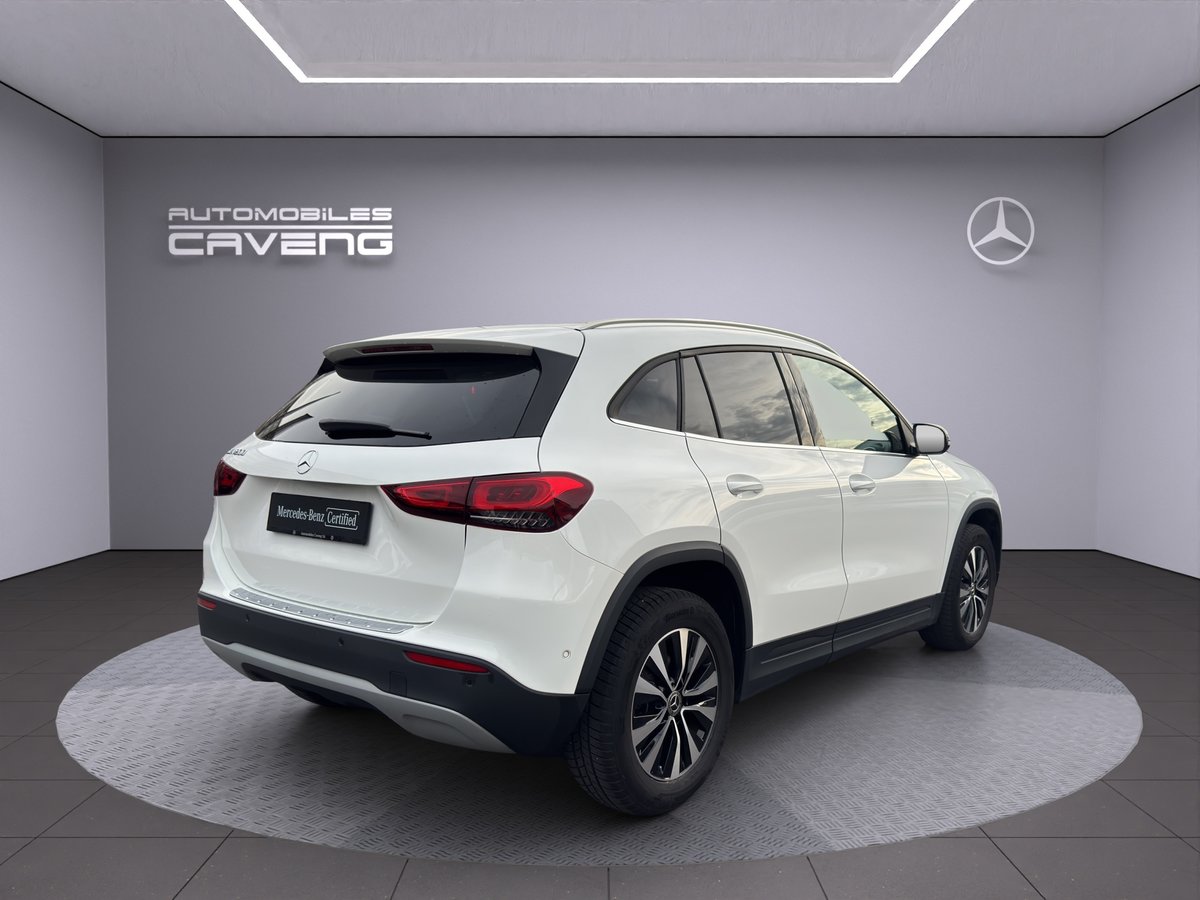 MERCEDES-BENZ GLA 200 Style 7G-DCT, Petrol, Second hand / Used, Automatic - 5