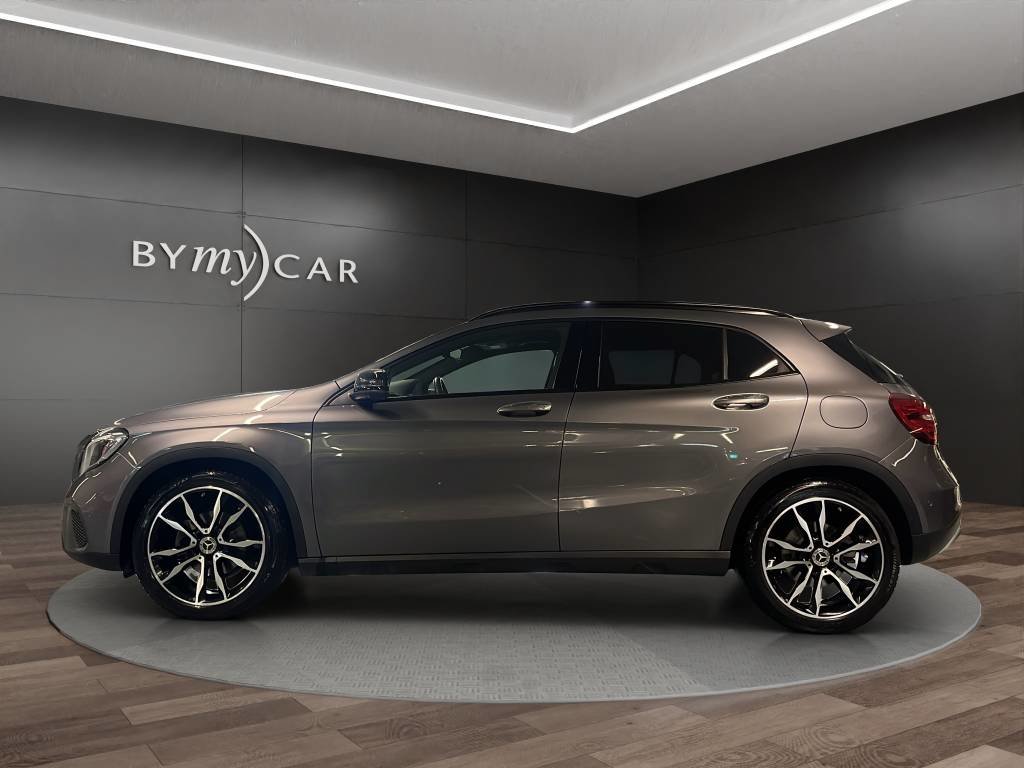 MERCEDES-BENZ GLA 200 Night Star 7G-DCT, Benzina, Occasioni / Usate, Automatico - 4