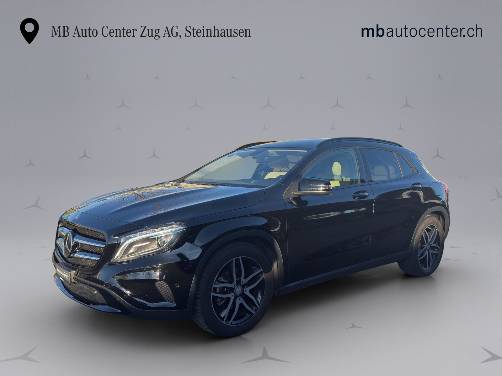 MERCEDES-BENZ GLA 200 Urban