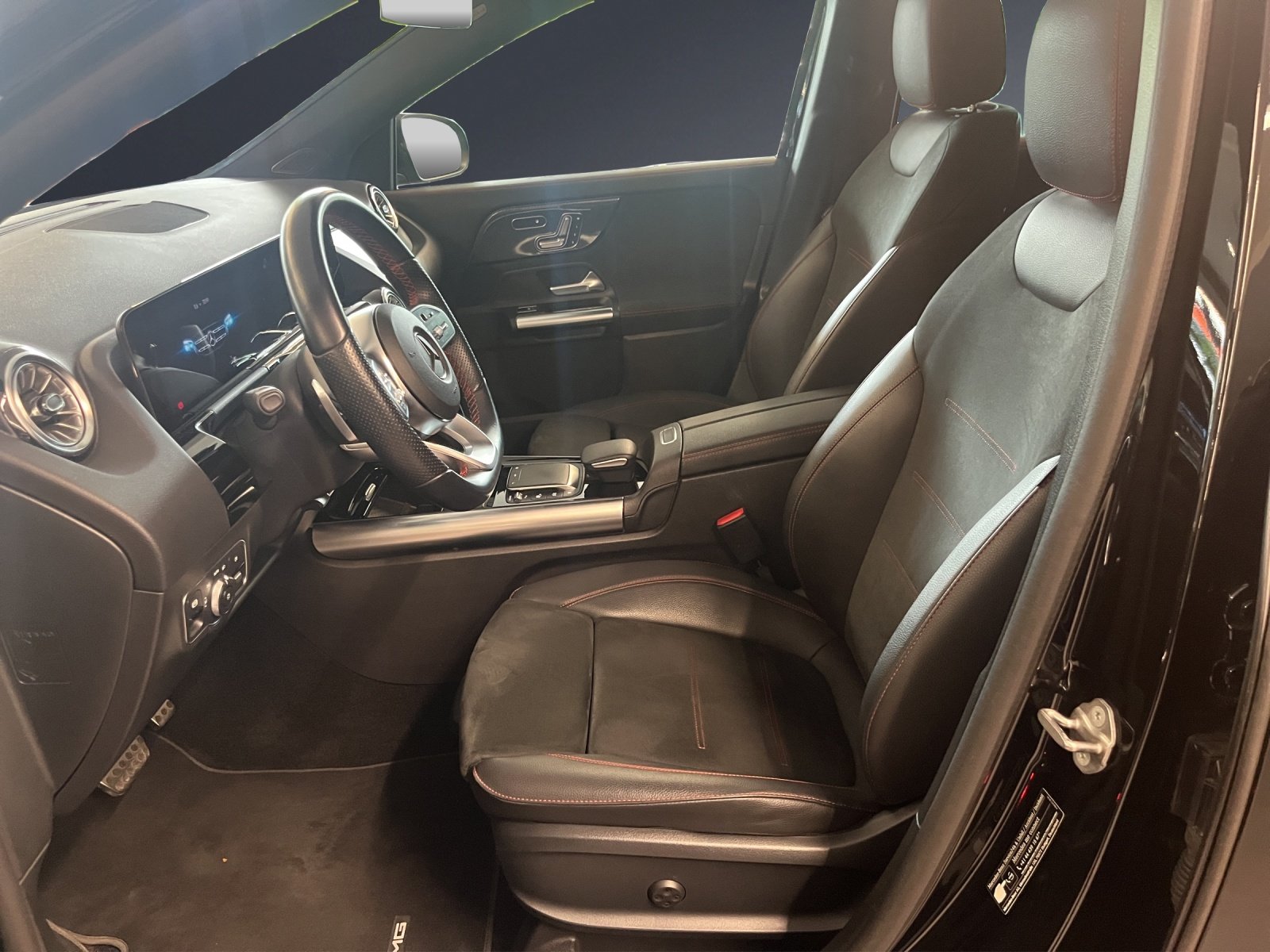 MERCEDES-BENZ GLA 200 AMG Line, Essence, Occasion / Utilisé, Automatique - 6