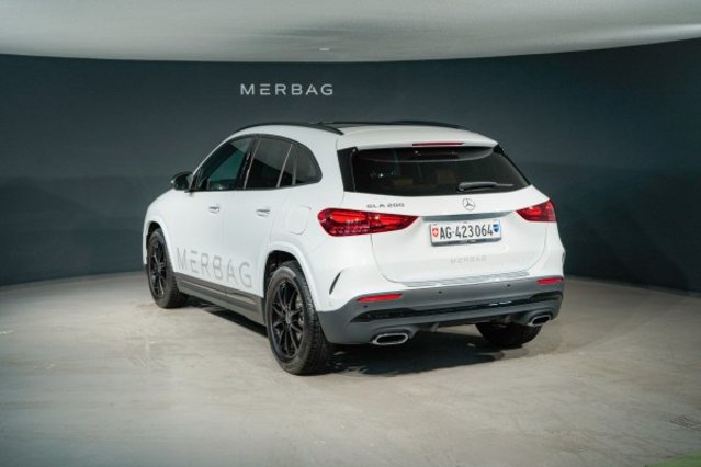 MERCEDES-BENZ GLA 200 7G-DCT, Hybride Leggero Benzina/Elettrica, Auto dimostrativa, Automatico - 3