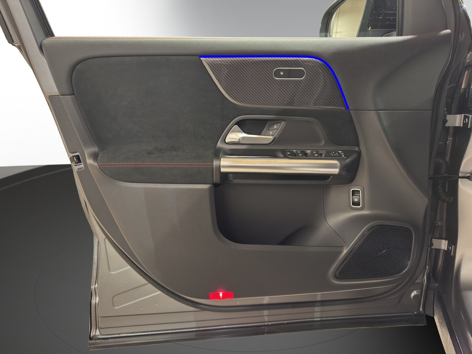 MERCEDES-BENZ GLA 200 Night Star 7G-DCT, Hybride Léger Essence/Électricité, Voiture de démonstration, Automatique - 6