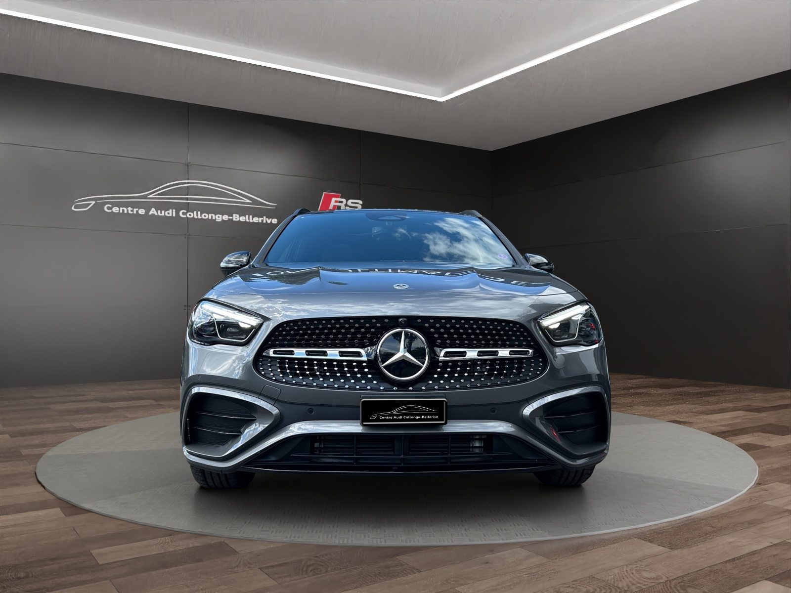 MERCEDES-BENZ GLA 220 4Matic 8G-DCT, Petrol, Second hand / Used, Automatic - 2