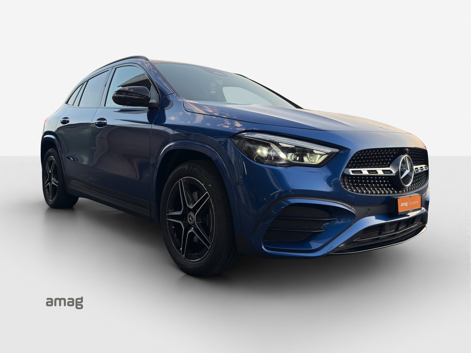 MERCEDES-BENZ GLA 220 4Matic 8G-DCT, Benzin, Occasion / Gebraucht, Automatik - 6