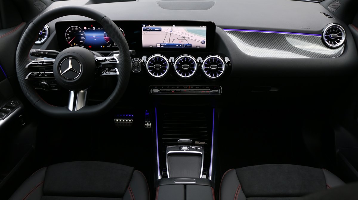 MERCEDES-BENZ GLA 220d 4Matic 8G-DCT, Diesel, New car, Automatic - 5