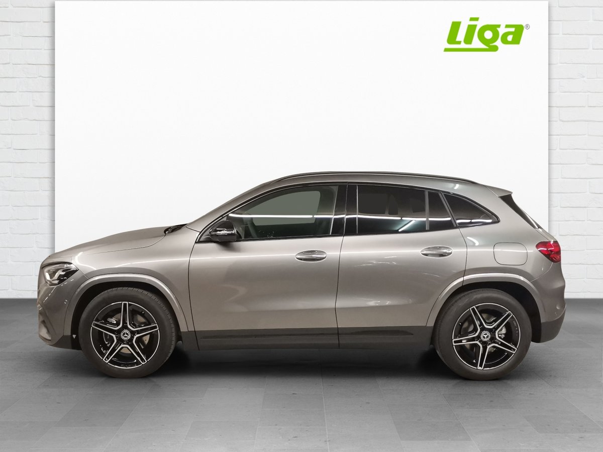 MERCEDES-BENZ GLA 220 d AMG Line 4Matic Swiss Star