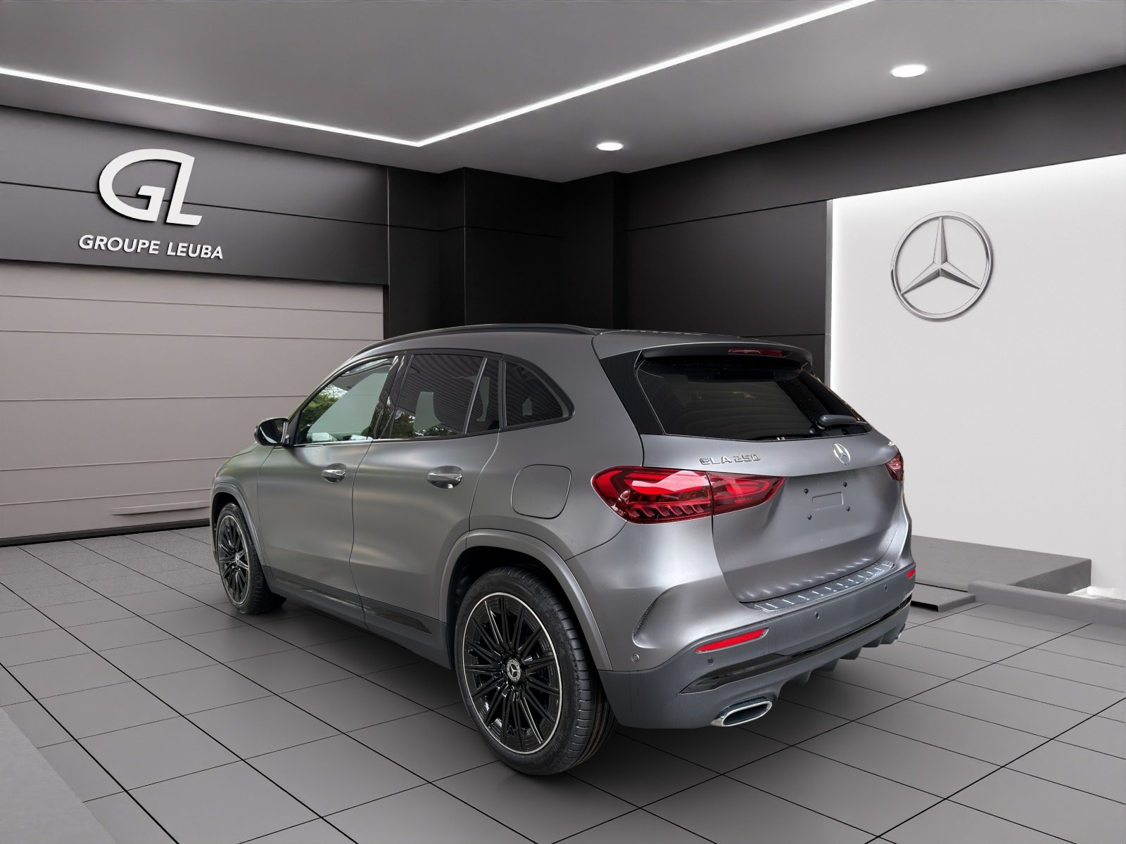 MERCEDES-BENZ GLA 220 4Matic 8G-DCT, Mild-Hybrid Benzin/Elektro, Neuwagen, Automatik - 4
