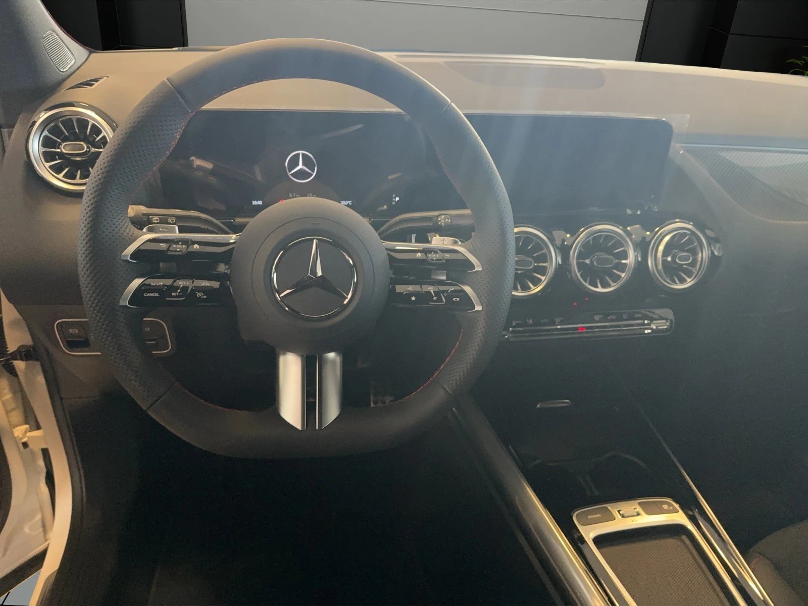 MERCEDES-BENZ GLA 220 4Matic 8G-DCT, Mild-Hybrid Benzin/Elektro, Neuwagen, Automatik - 5