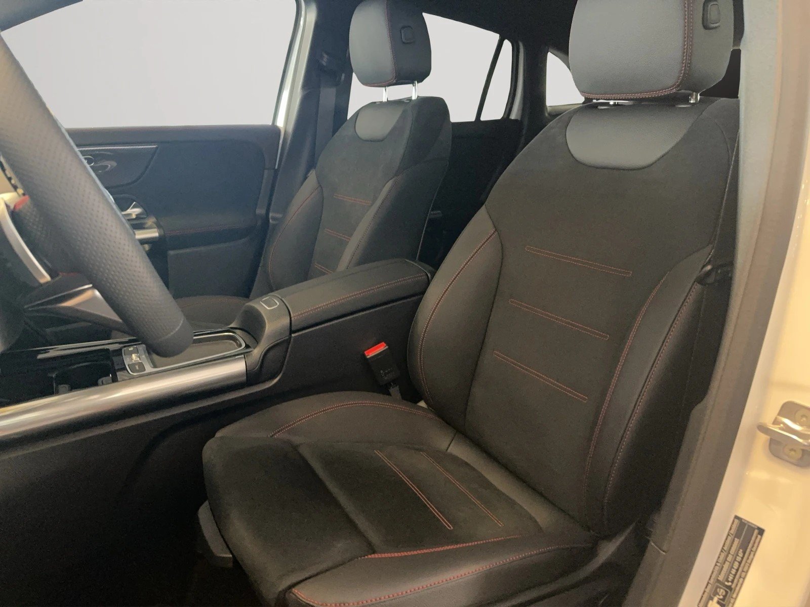 MERCEDES-BENZ GLA 220 4Matic 8G-DCT, Mild-Hybrid Benzin/Elektro, Neuwagen, Automatik - 6