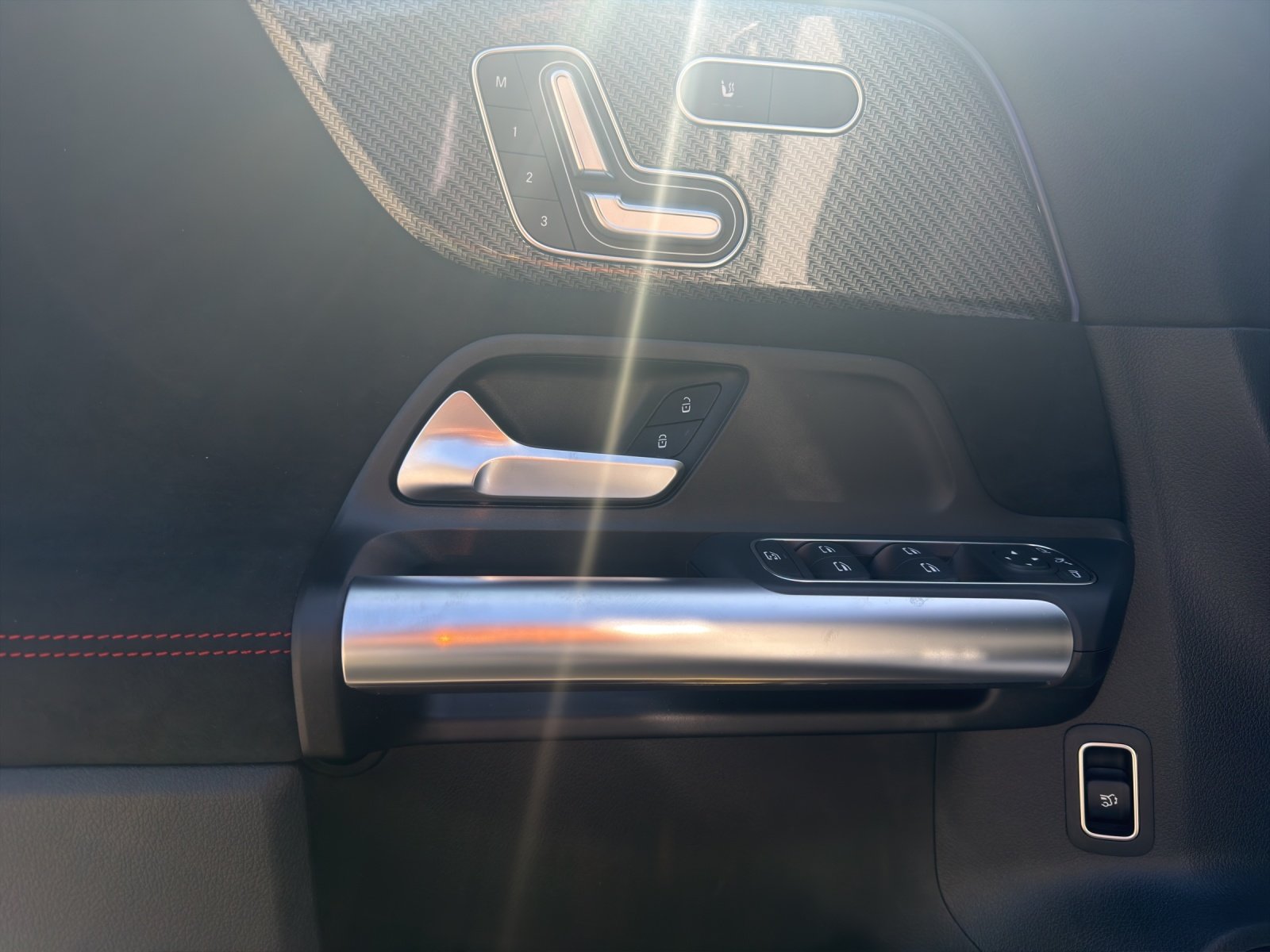 MERCEDES-BENZ GLA 220 4Matic 8G-DCT, Hybride Leggero Benzina/Elettrica, Auto nuove, Automatico - 6