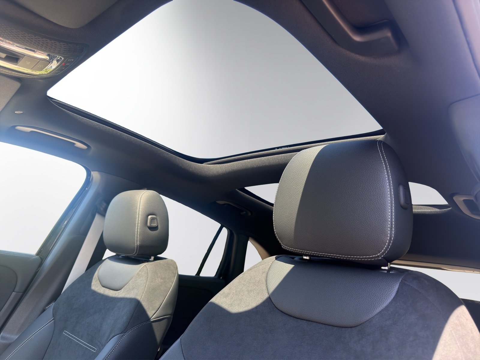 MERCEDES-BENZ GLA 220 4Matic 8G-DCT, Mild-Hybrid Benzin/Elektro, Neuwagen, Automatik - 7