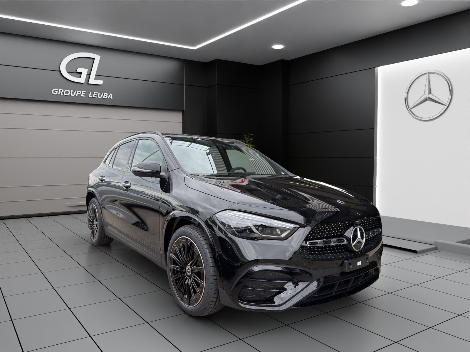 MERCEDES-BENZ GLA 220d 4Matic 8G-DCTSwiss Star