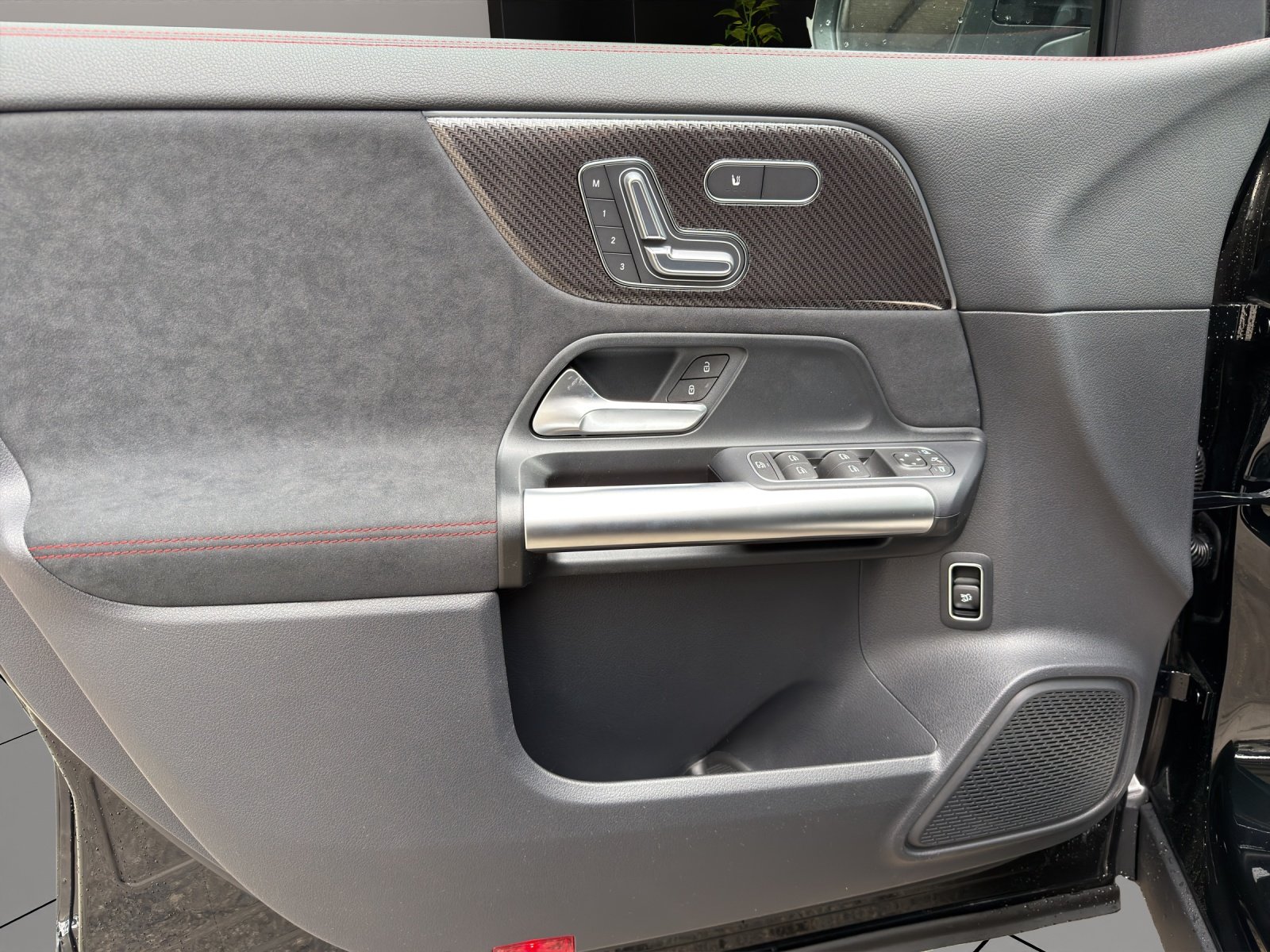 MERCEDES-BENZ GLA 220d 4Matic 8G-DCTSwiss Star, Diesel, Voiture nouvelle, Automatique - 5