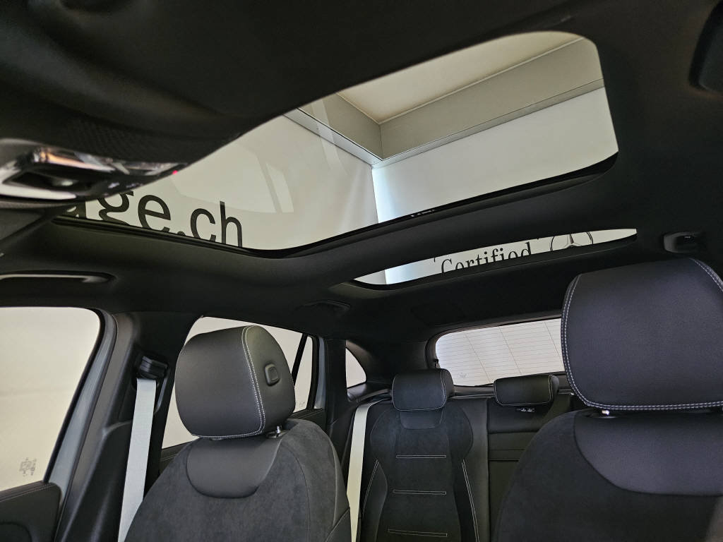 MERCEDES-BENZ GLA 220 4Matic AMG Line Special Edition, Hybride Leggero Benzina/Elettrica, Auto nuove, Automatico - 5