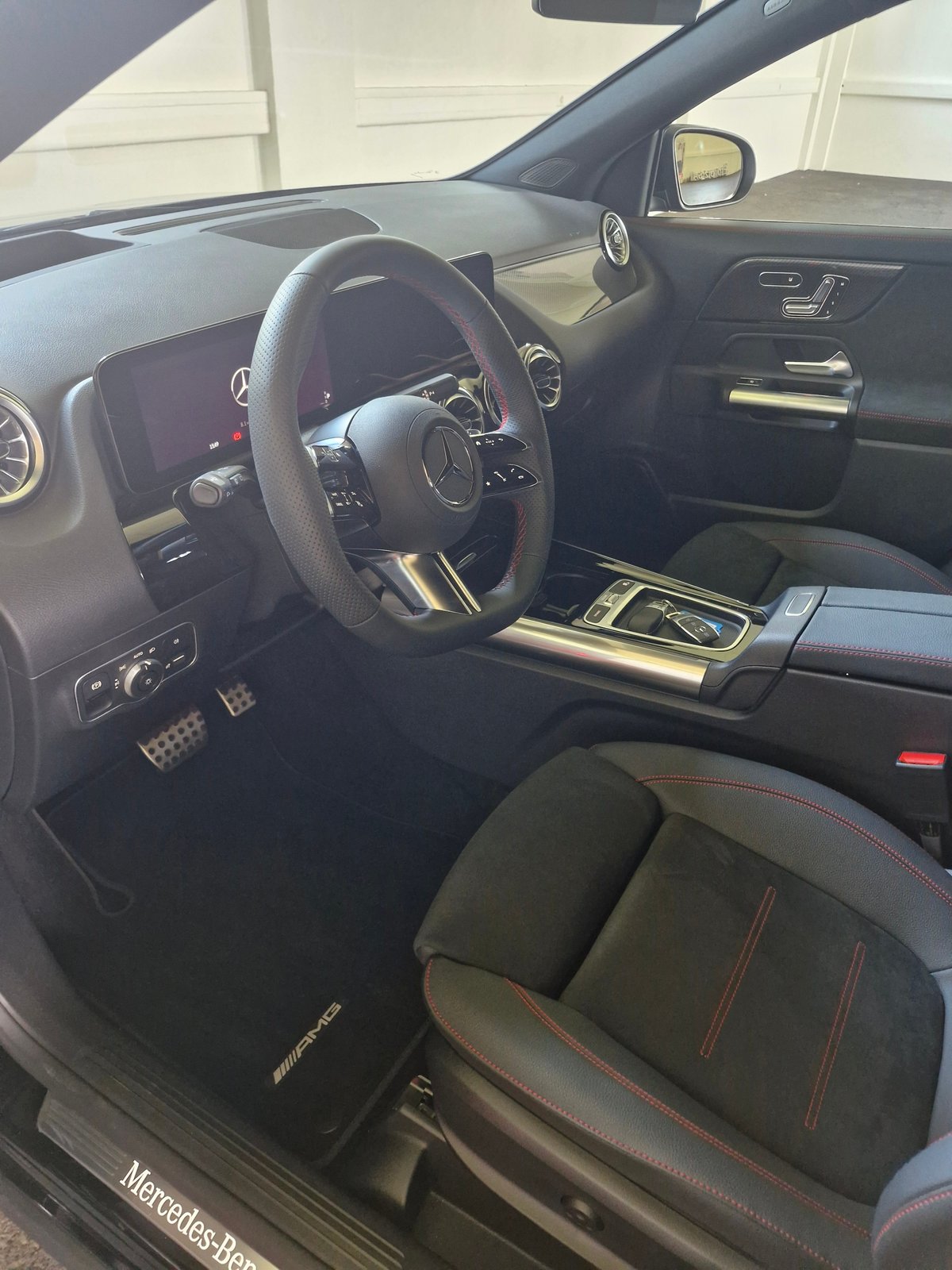 MERCEDES-BENZ GLA 220 4Matic 8G-DCT, Hybride Léger Essence/Électricité, Voiture nouvelle, Automatique - 5