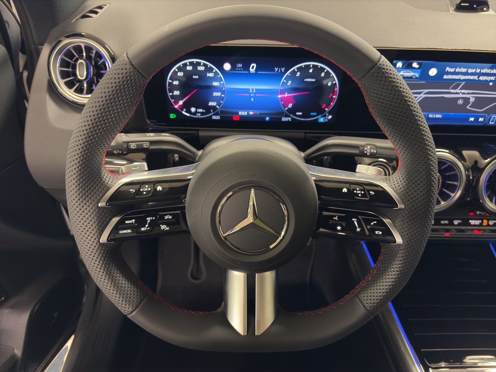 MERCEDES-BENZ GLA 220 4M, Hybride Leggero Benzina/Elettrica, Auto nuove, Automatico - 7