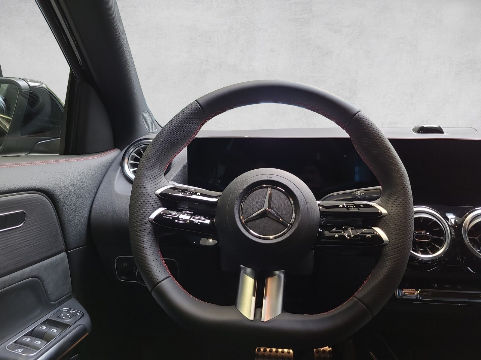 MERCEDES-BENZ GLA 220 AMG 4M H247, Hybride Léger Essence/Électricité, Voiture nouvelle, Automatique - 5