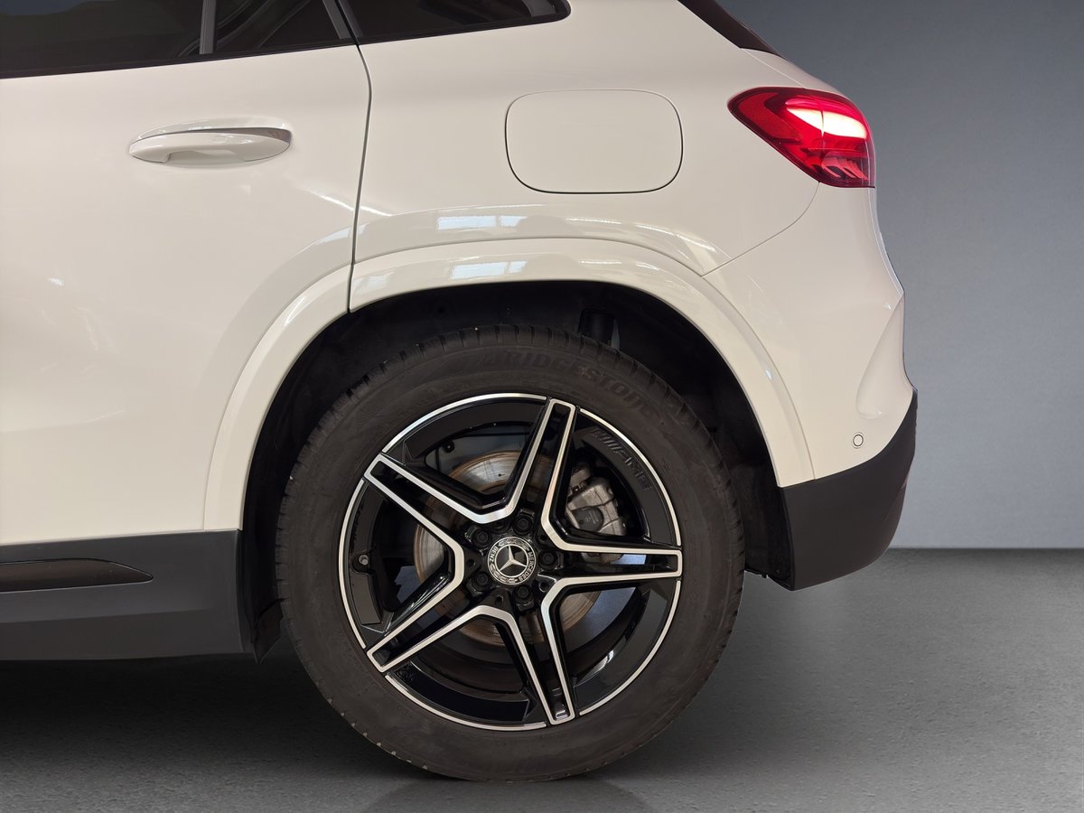 MERCEDES-BENZ GLA 220d 4Matic 8G-DCT, Diesel, Occasion / Utilisé, Automatique - 6