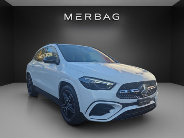 MERCEDES-BENZ GLA 220d 4Matic 8G-DCT