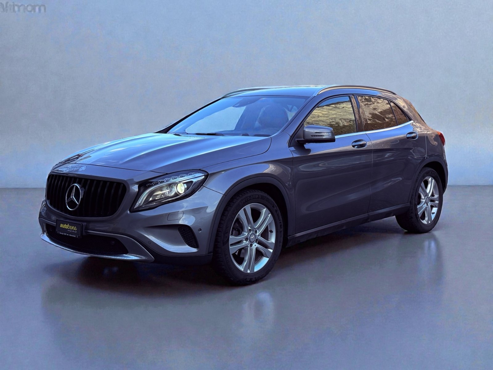 MERCEDES-BENZ GLA 220 CDI Urban 4Matic 7G-DCT