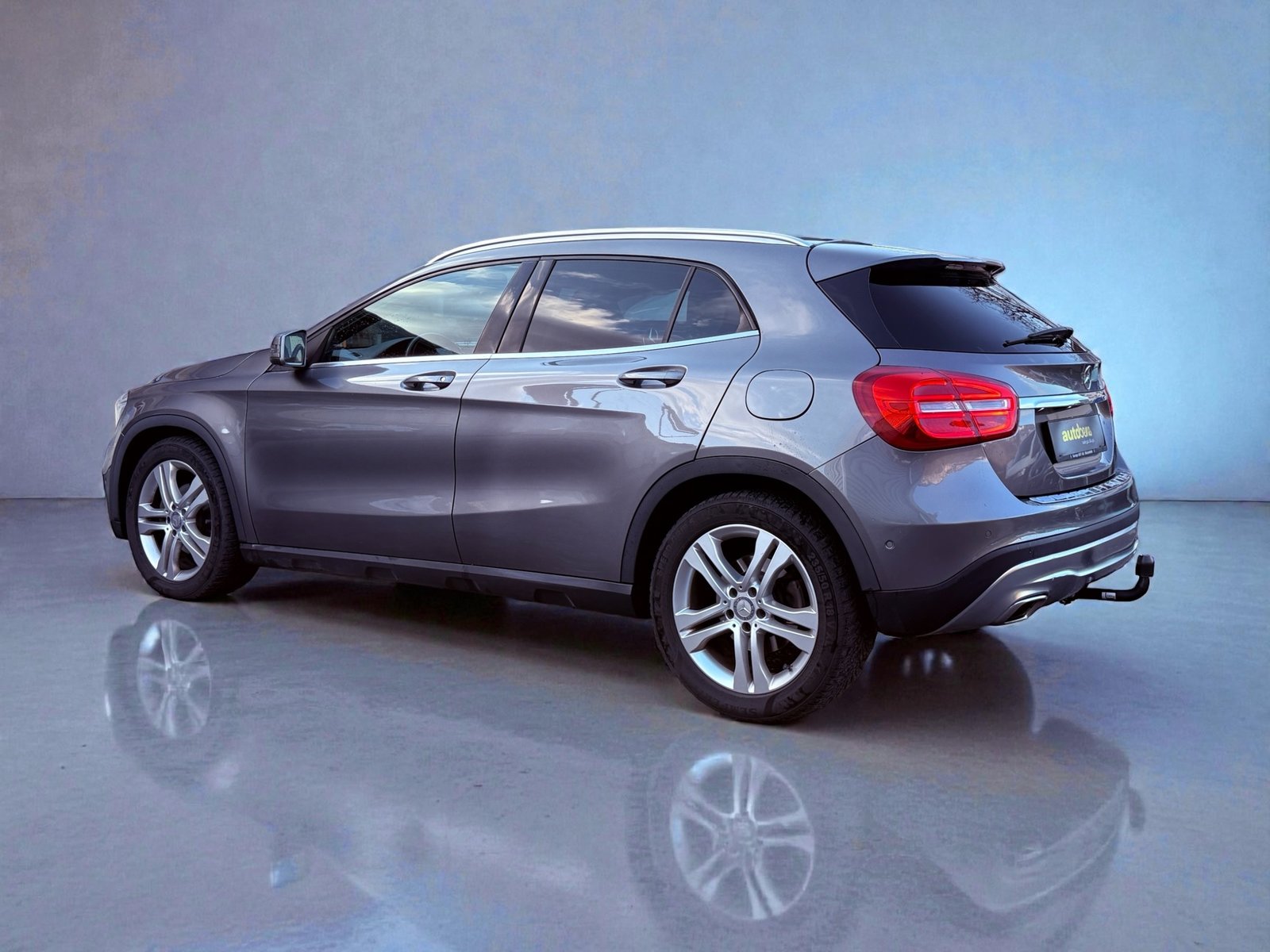 MERCEDES-BENZ GLA 220 CDI Urban 4Matic 7G-DCT, Diesel, Second hand / Used, Automatic - 3
