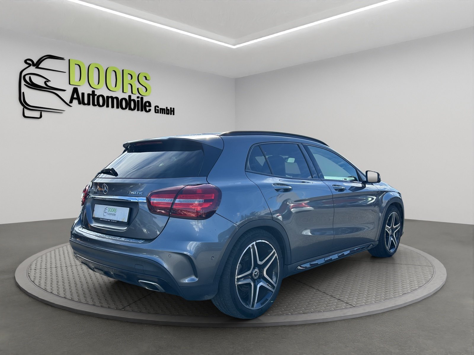 MERCEDES-BENZ GLA 220 d AMG Line 4Matic 7G-DCT, Diesel, Second hand / Used, Automatic - 4
