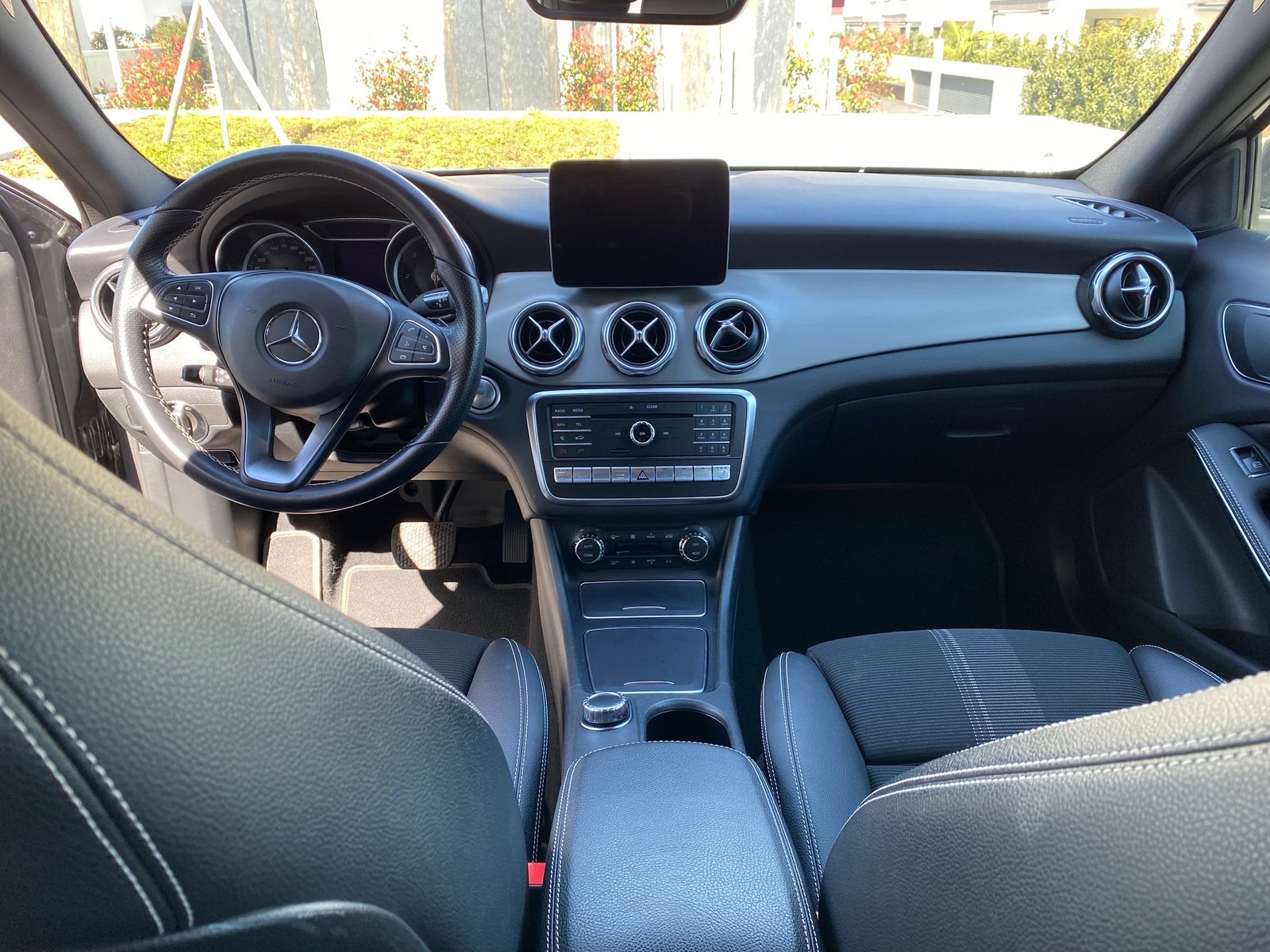 MERCEDES-BENZ GLA-Klasse X156 GLA 220 d 4m, Diesel, Occasion / Utilisé, Automatique - 6
