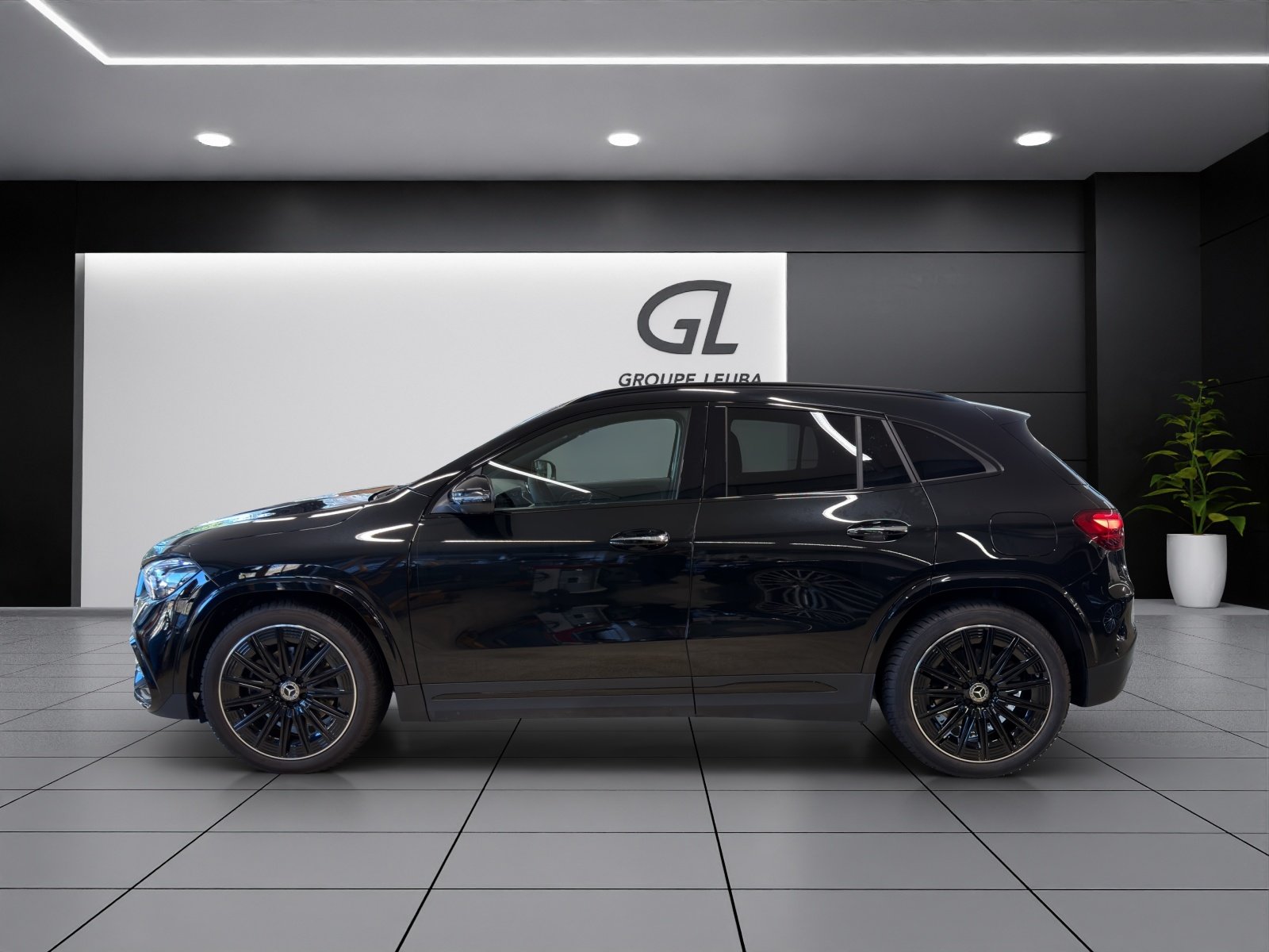 MERCEDES-BENZ GLA 220 4Matic 8G-DCT, Mild-Hybrid Petrol/Electric, Second hand / Used, Automatic - 3