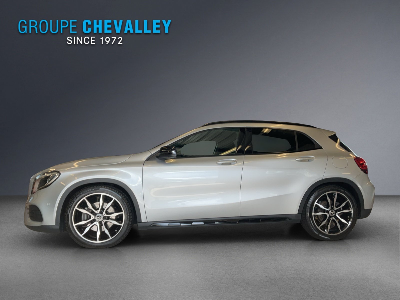 MERCEDES-BENZ GLA 220 AMG Line 4Matic, Benzin, Occasion / Gebraucht, Automatik - 3