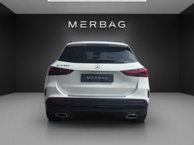 MERCEDES-BENZ GLA 220 4Matic 8G-DCT, Mild-Hybrid Benzin/Elektro, Occasion / Gebraucht, Automatik - 5