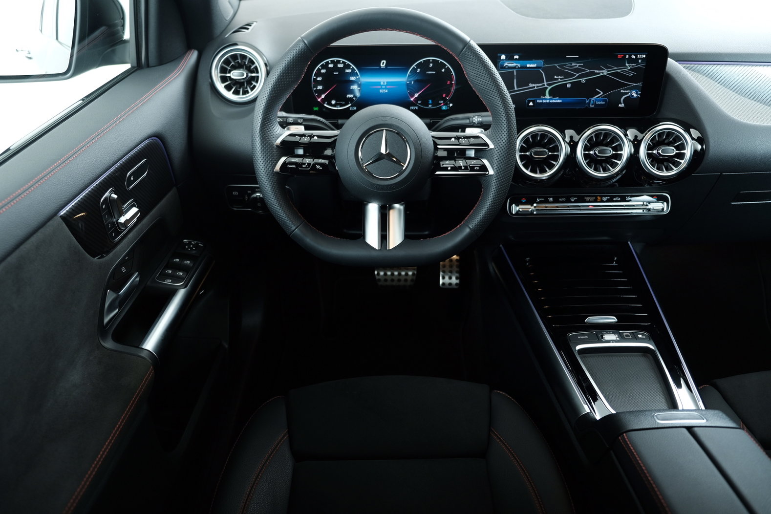 MERCEDES-BENZ GLA-Klasse H247 GLA 220 d Swis, Diesel, Occasion / Utilisé, Automatique - 7