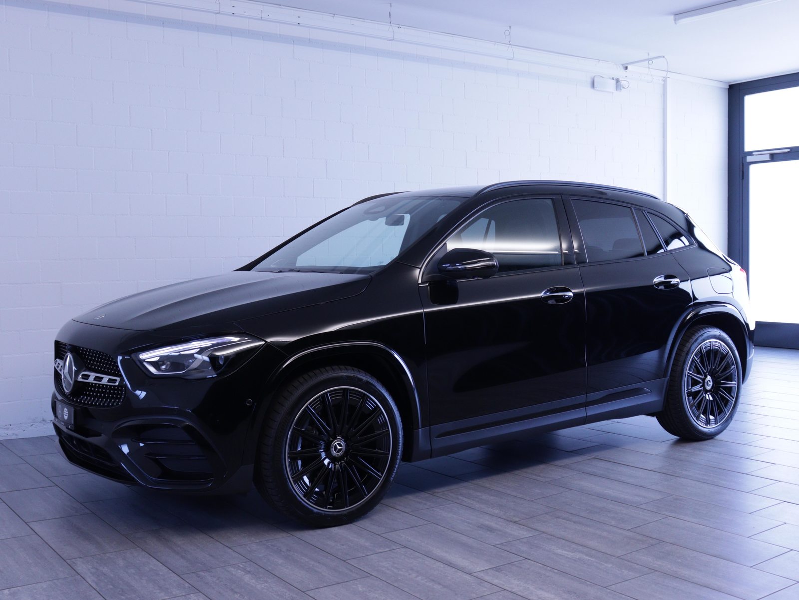 MERCEDES-BENZ GLA 220 d Swiss Star AMG Line 4matic, Diesel, Occasioni / Usate, Automatico - 2