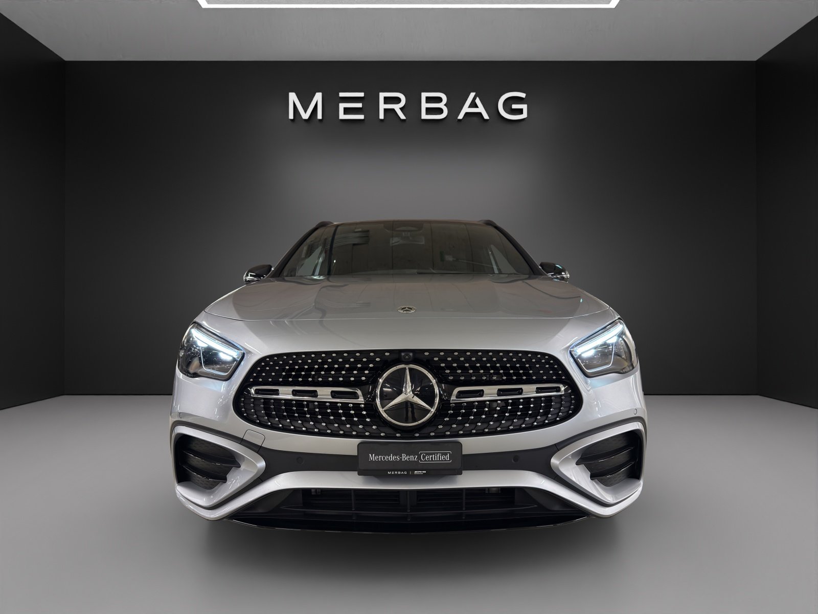 MERCEDES-BENZ GLA 220d 4Matic 8G-DCTSwiss Star, Diesel, Second hand / Used, Automatic - 2