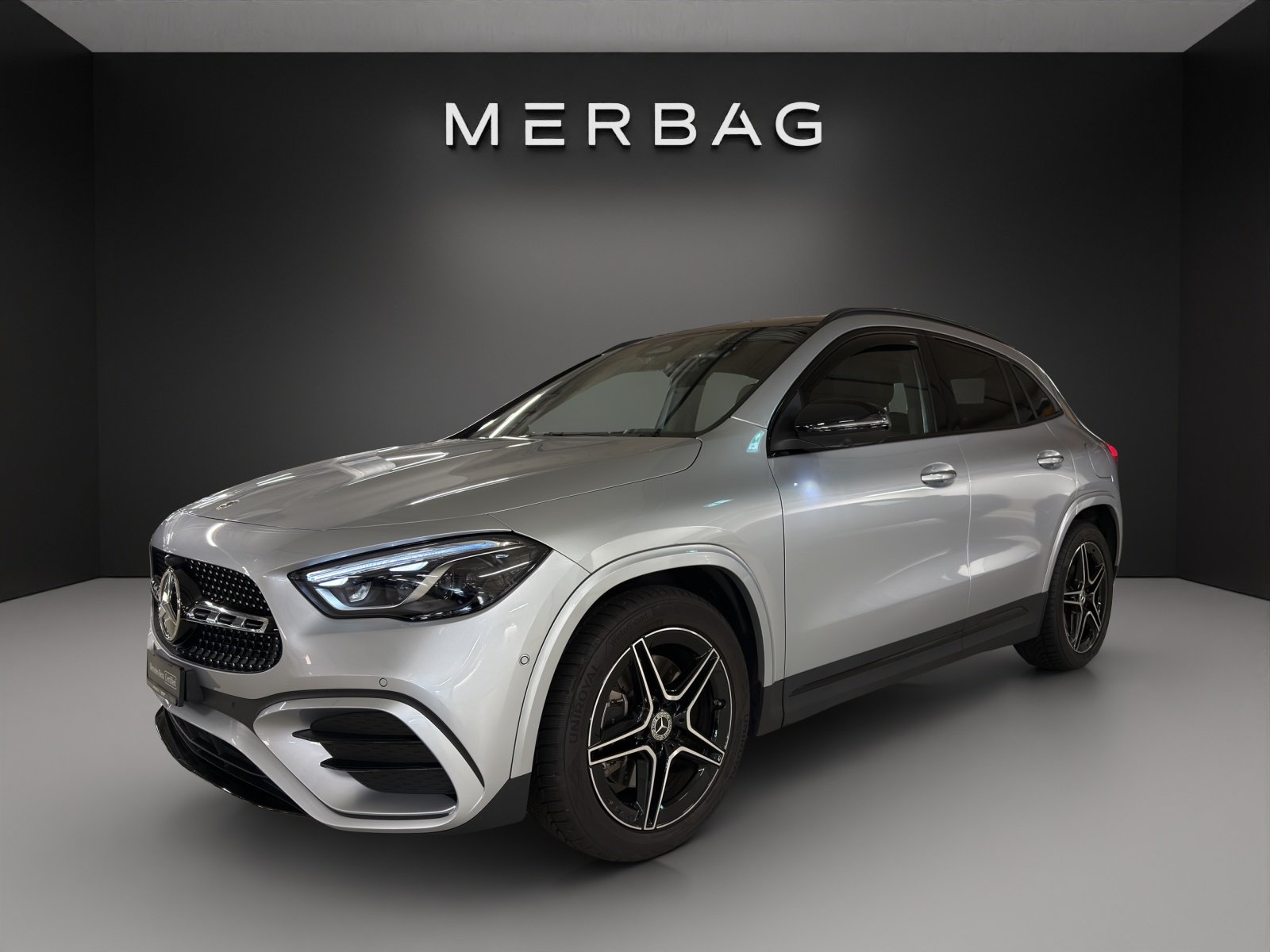 MERCEDES-BENZ GLA 220d 4Matic 8G-DCTSwiss Star, Diesel, Second hand / Used, Automatic - 3