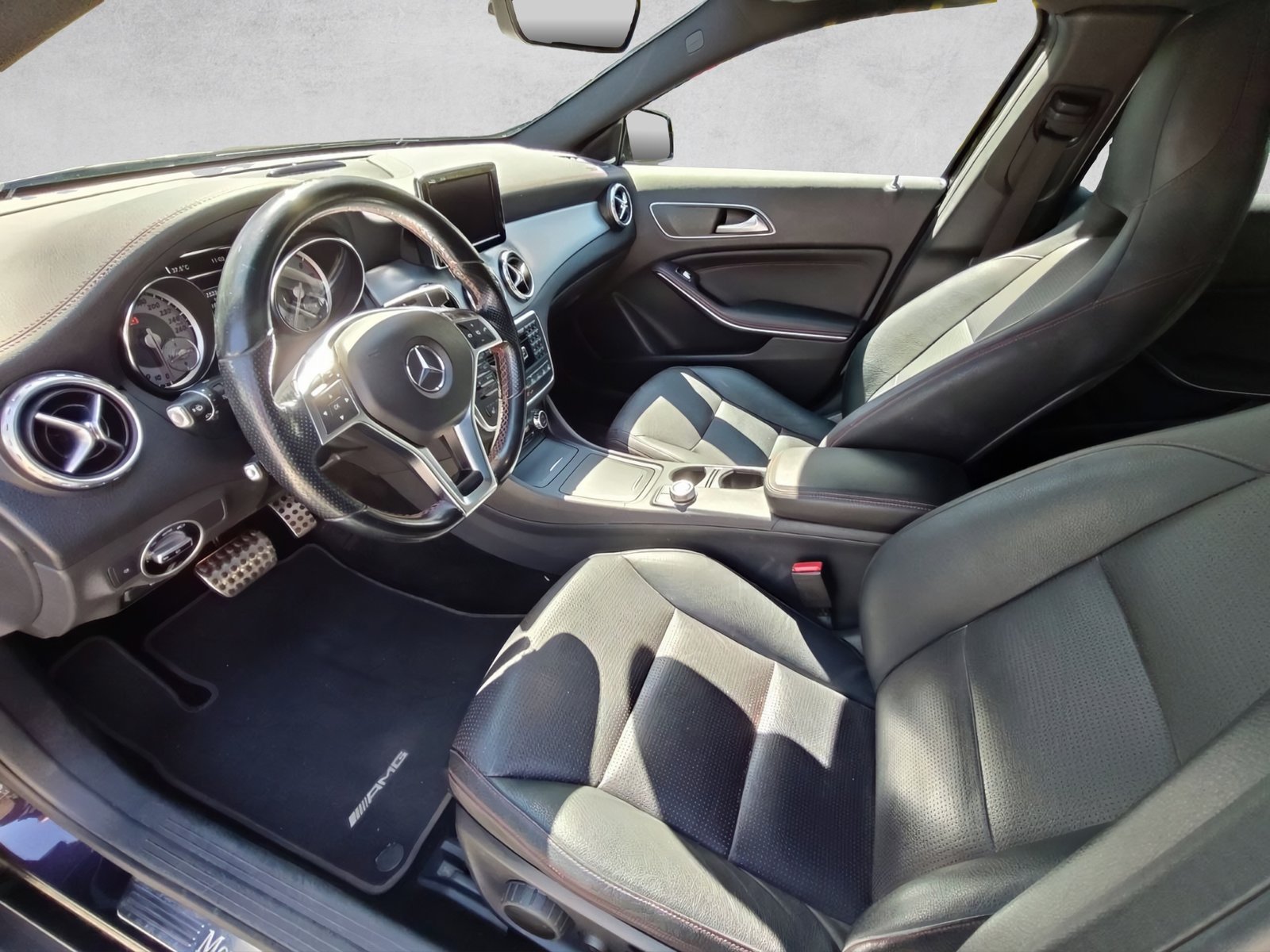 MERCEDES-BENZ GLA 220 CDI AMG Line 4Matic 7G-DCT, Diesel, Occasion / Utilisé, Automatique - 7