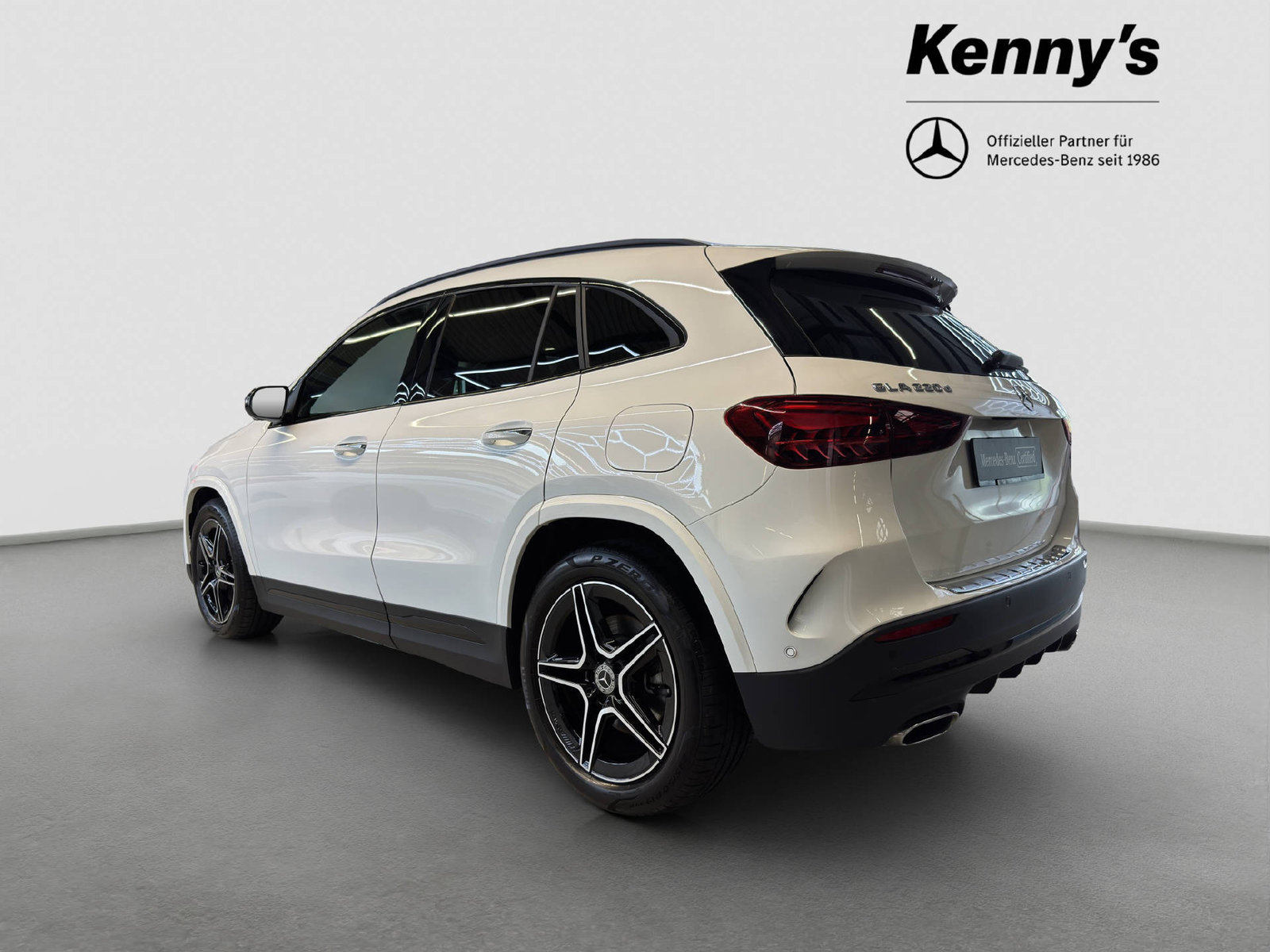 MERCEDES-BENZ GLA 220 d Swiss Star AMG Line 4MATIC, Diesel, Occasion / Gebraucht, Automatik - 4
