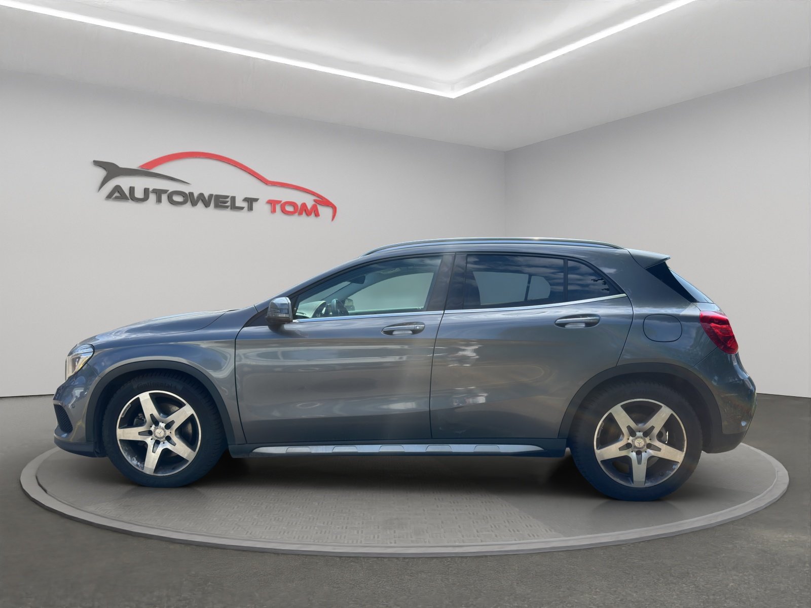 MERCEDES-BENZ GLA 220 CDI AMG Line 4Matic 7G-DCT **TURBOSCHA, Diesel, Second hand / Used, Automatic - 2