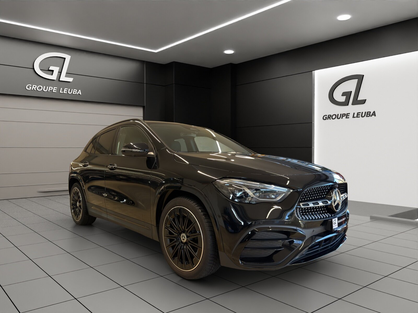 MERCEDES-BENZ GLA 220 4Matic 8G-DCT