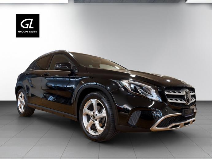 MERCEDES-BENZ GLA 220 d 7G-DCT, Diesel, Second hand / Used, Automatic