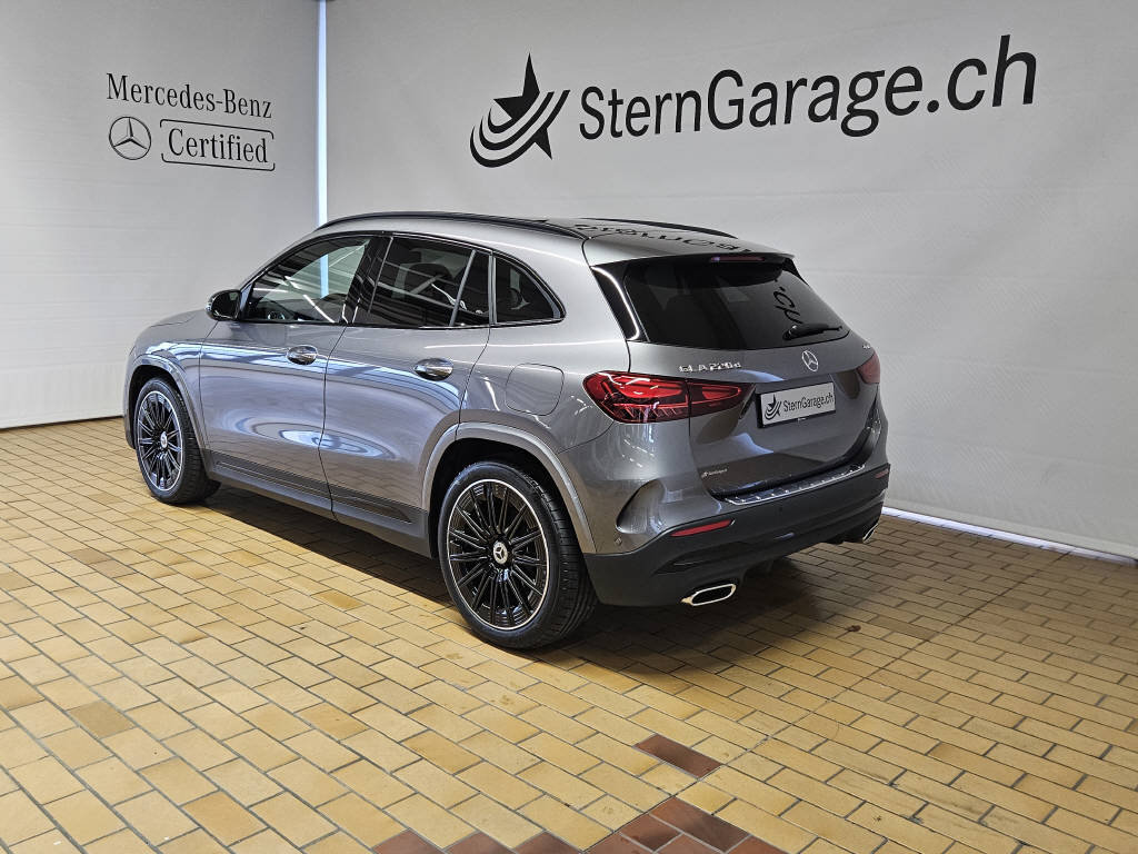 MERCEDES-BENZ GLA 220 d 4Matic AMG Line Swiss Star, Diesel, Auto dimostrativa, Automatico - 3