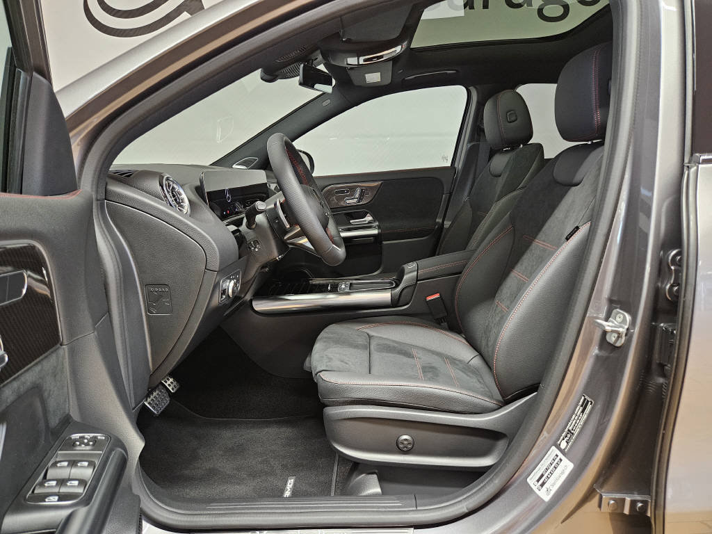 MERCEDES-BENZ GLA 220 d 4Matic AMG Line Swiss Star, Diesel, Auto dimostrativa, Automatico - 5