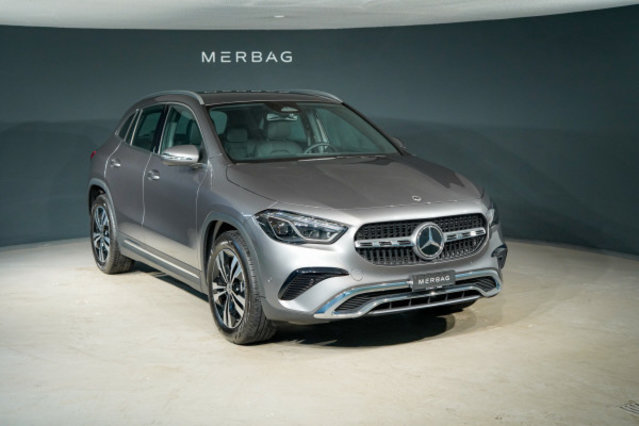 MERCEDES-BENZ GLA 220 4Matic 8G-DCT