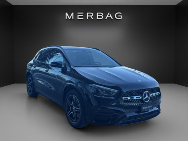 MERCEDES-BENZ GLA 220d 4Matic 8G-DCT