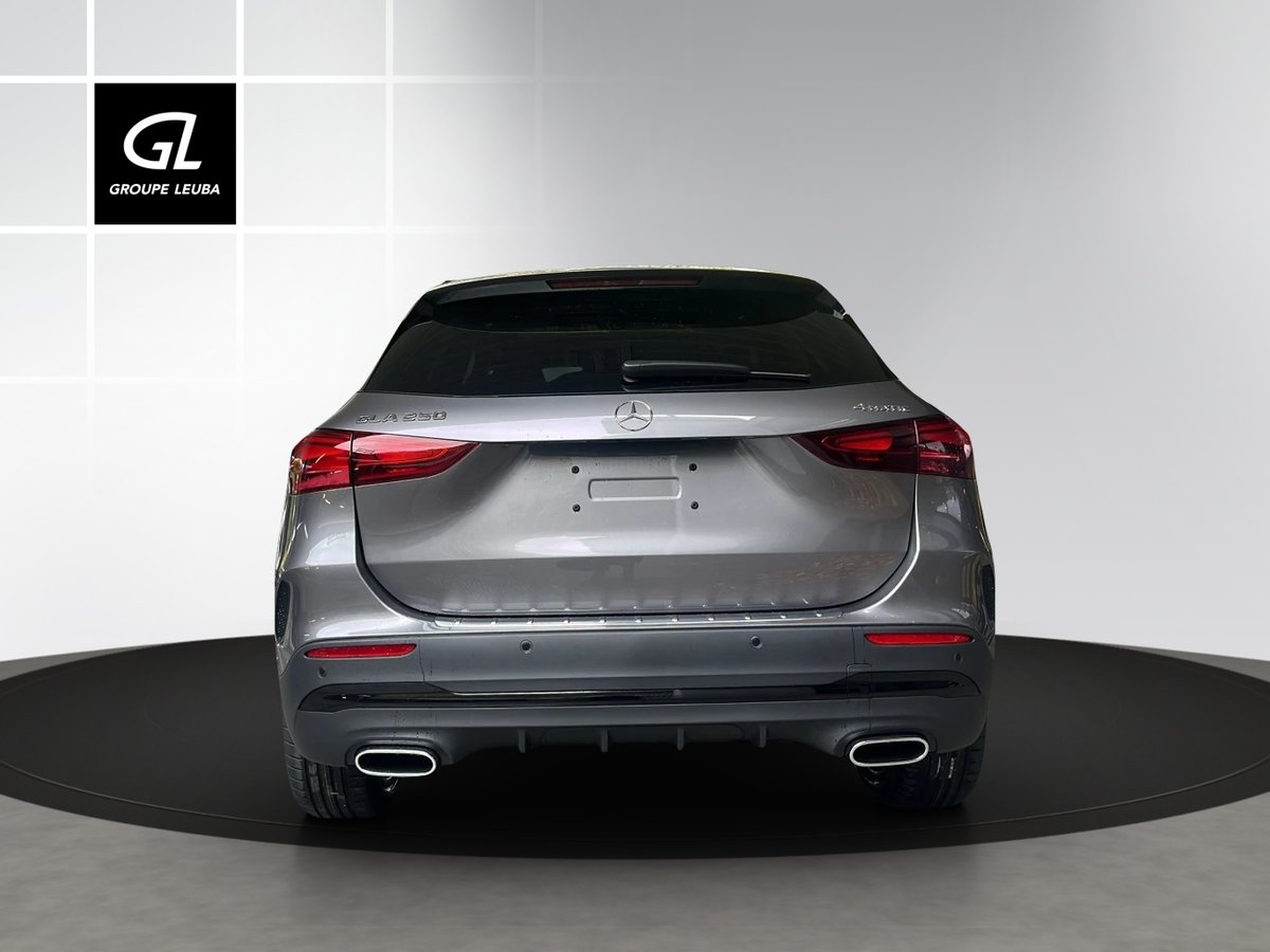 MERCEDES-BENZ GLA 220 4Matic 8G-DCT, Hybride Leggero Benzina/Elettrica, Auto nuove, Automatico - 7